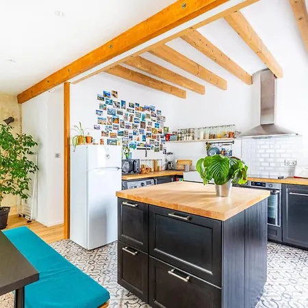 Beautiful Center With Terrace * Bordeaux
